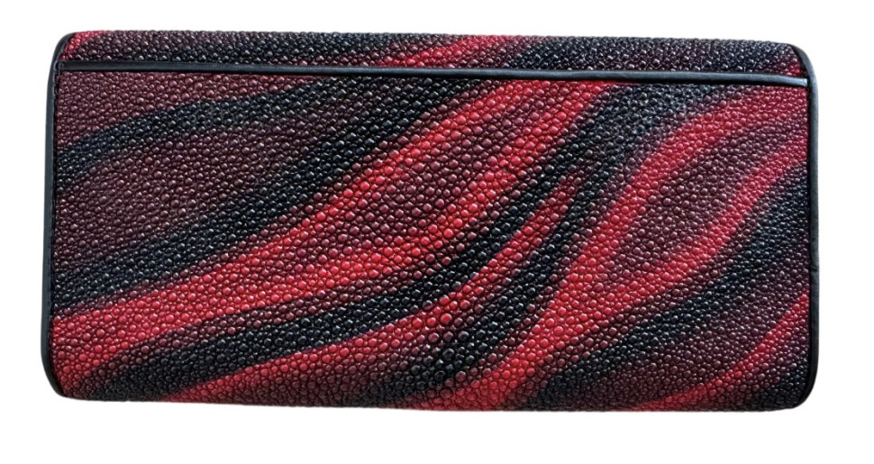 Гаманець чорно-червоний жіночий із натуральної шкіри ската Ekzotic leather stw15_2