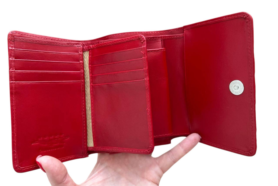 Кошелек женский из кожи крокодила  Ekzotic Leather  Красный (cw127)