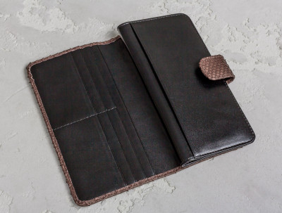 Вертикальное портмоне из питоновой кожи  Ekzotic Leather Коричневый (snw 24)
