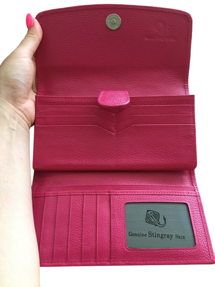 Гаманець портмоне зі шкіри ската жіночий рожевий в троянди Ekzotic Leather (stw2)