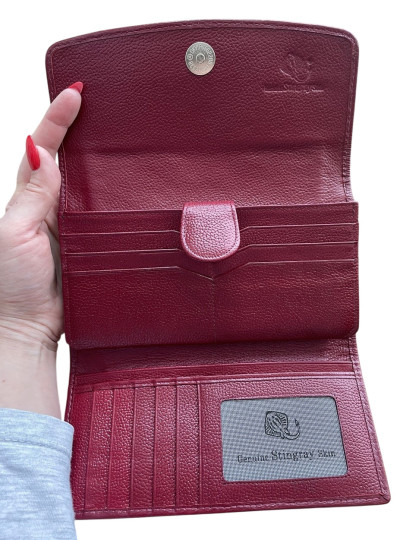 Кошелек из кожи ската с питоном  Ekzotic Leather Бордовый ( stw 114)